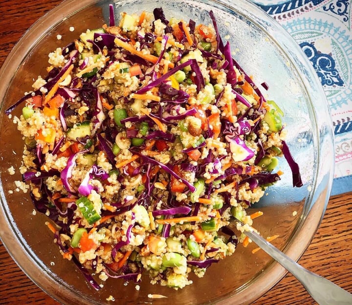 photo of Salad cosmo Mung Bean Sprouts shared by @guadacba on  01 Aug 2019 - review