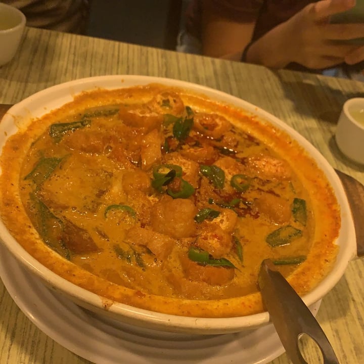 review photo of Zi Zai Vegetarian Restaurant Curry Fish Head shared by @jeslynho on 25 Sep 2022 - review