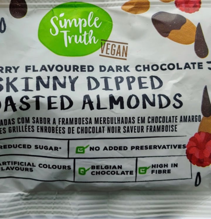 photo of Simple Truth Dark Chocolate Skinny Dipped Roasted Almonds shared by @jimin on  31 May 2020 - review