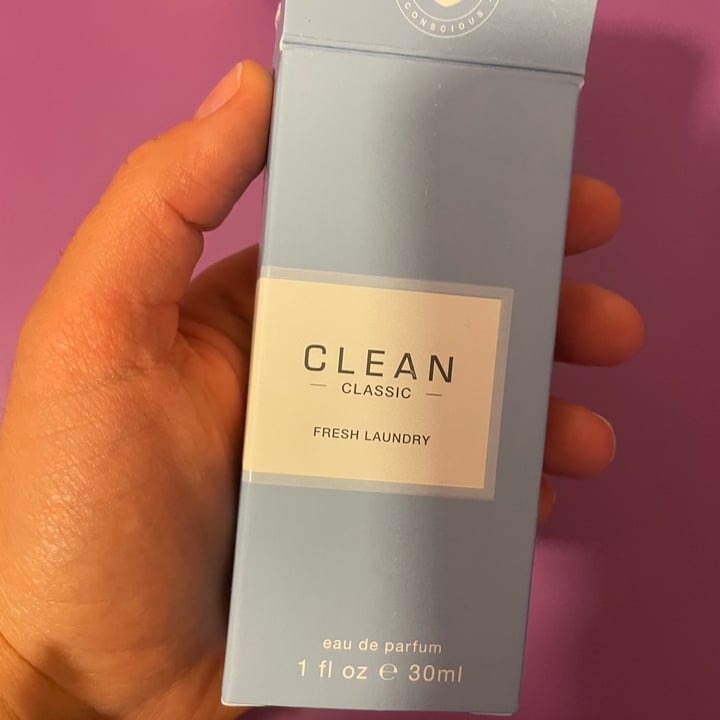 review photo of clean classic Eau de parfum Fresh Laundry shared by @santhss on 09 Jun 2022 - review