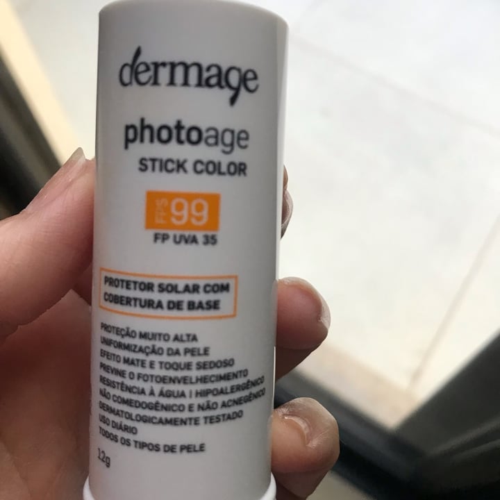 review photo of Dermage Protetor Solar Photoage Com Cobertura De Base shared by @abarretta on 25 Oct 2022 - review