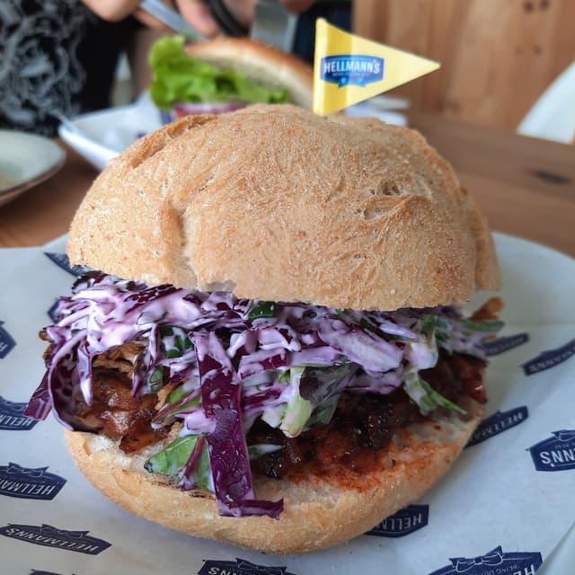 Foto del plato “Burguer Pulled Pork”