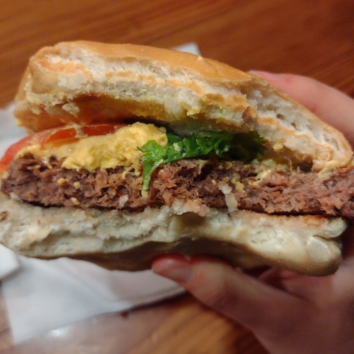 review photo of Burger 54 Not chesse burger shared by @selene08 on 12 Oct 2021 - review