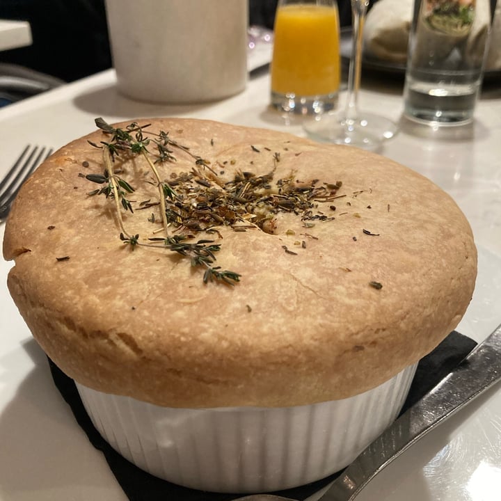 photo of P.S. Kitchen “Chicken” pot pie shared by @traceyk on  07 Apr 2022 - review