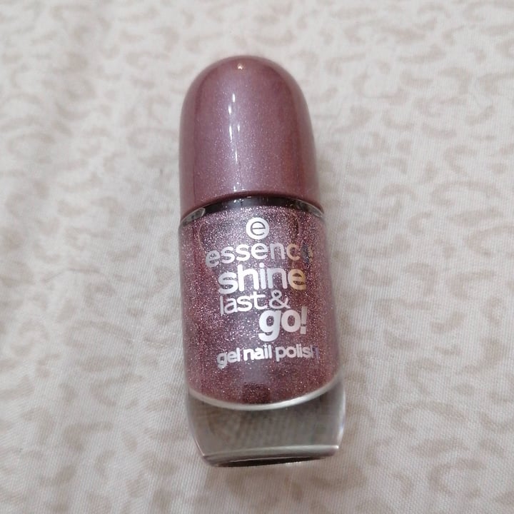 photo of Essence  Shine Last & Go! Gel Nail Polish shared by @desyc on  08 Oct 2021 - review