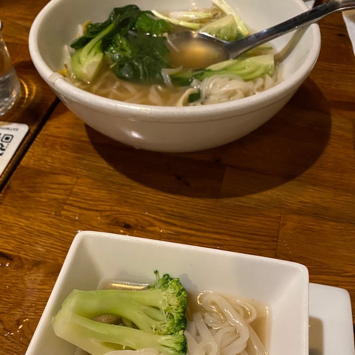 photo of H.O.P.E. Healthy Organic Positive Eating Wonton soup shared by @stephaniegerard on  03 Aug 2021 - review