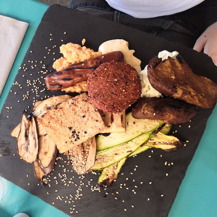 review photo of Cavoli Nostri Grigliata Mista (Barbecue Mix) shared by @ariukexo on 01 Aug 2022 - review
