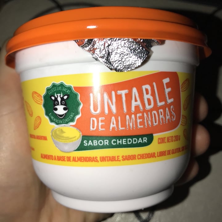 photo of Felices Las Vacas Untable de Almendras Sabor Cheddar shared by @mechab on  15 May 2021 - review