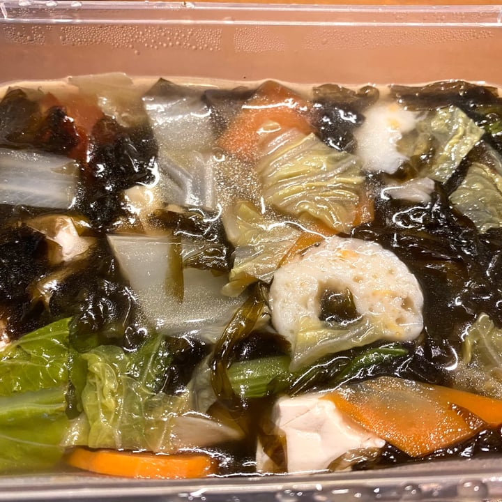 photo of Divine Realm Vegetarian Restaurant Seaweed Tofu Soup shared by @lynnyap8888 on  11 Feb 2022 - review