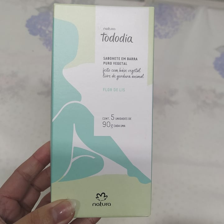 review photo of Natura Sabonete em barra puro vegetal flor de lis shared by @meg4ever on 29 May 2022 - review