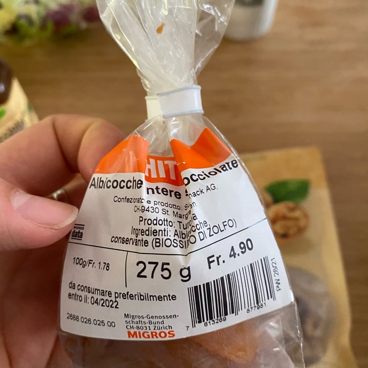 photo of Migros Albicocche secche shared by @silareggiani on  11 Apr 2022 - review