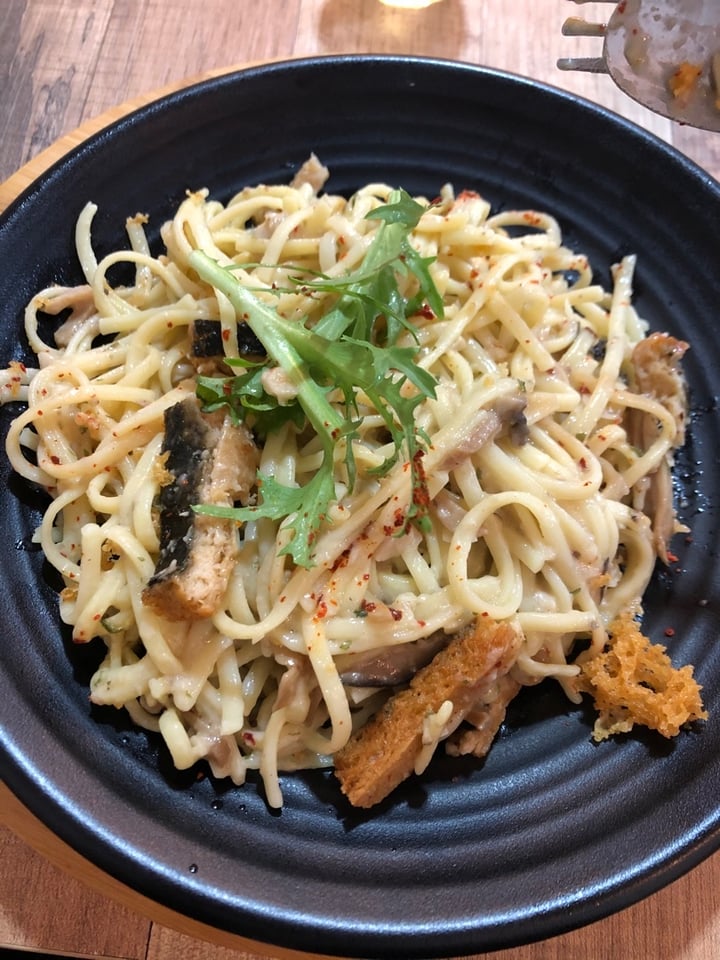 photo of nomVnom Bistro Truffled Mushroom Pasta shared by @moomoo on  06 Feb 2020 - review