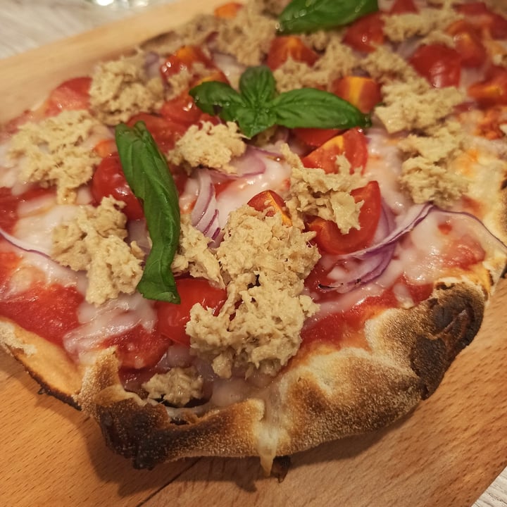 review photo of Al Pachino Pinsa tonno e cipolla shared by @morgymur on 11 Nov 2022 - review