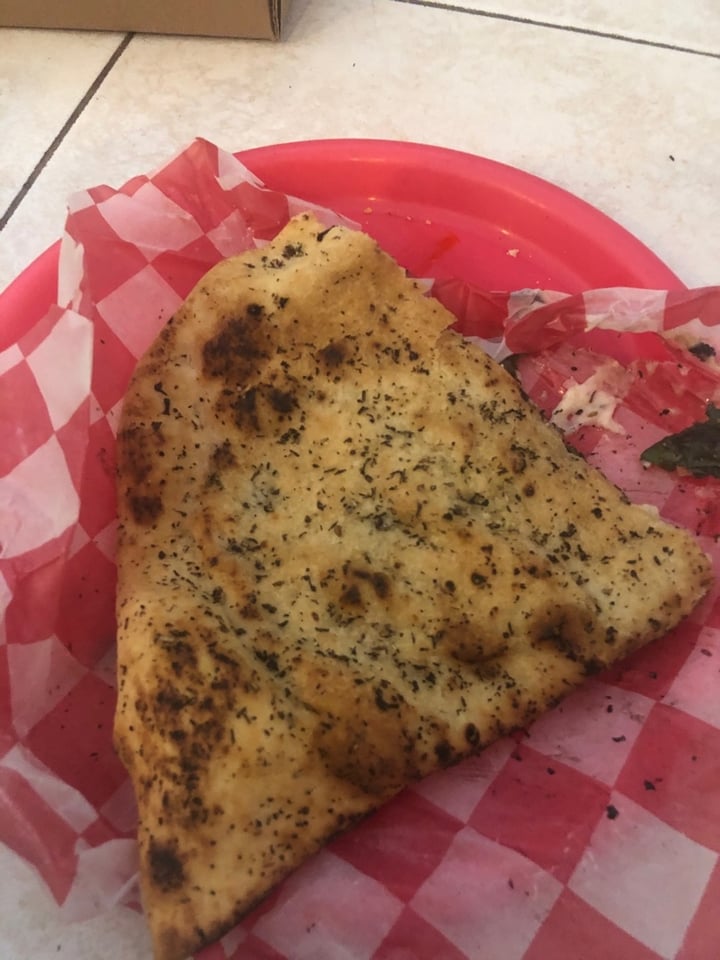 photo of Ixteriolo's Calzone shared by @migumillan01 on  12 Apr 2020 - review