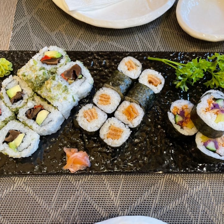 photo of Hokkaido Restaurante Japonés Maki Variado shared by @lurkelele on  16 Sep 2021 - review