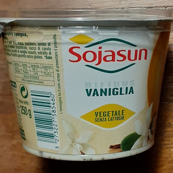 photo of Sojasun Bifidus Vaniglia shared by @mick80 on  08 Apr 2022 - review