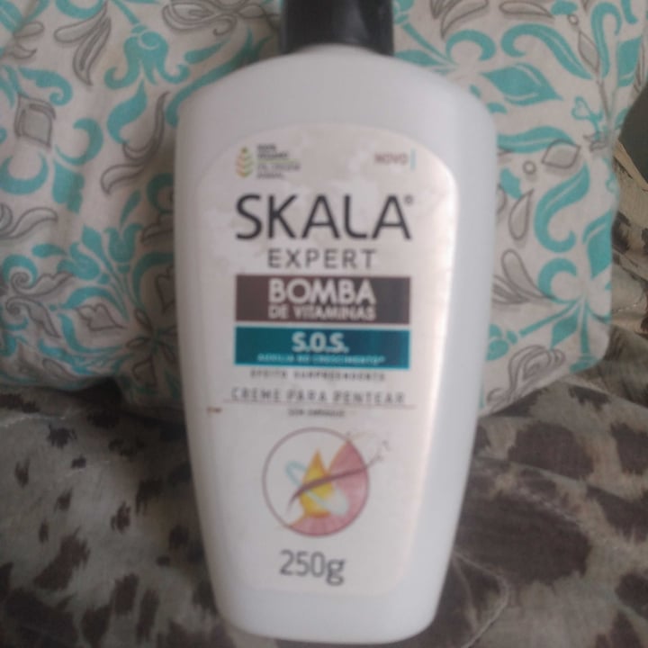 review photo of Skala Creme para Pentear Bomba de Vitaminas shared by @jorgecarneiro on 23 Jul 2021 - review
