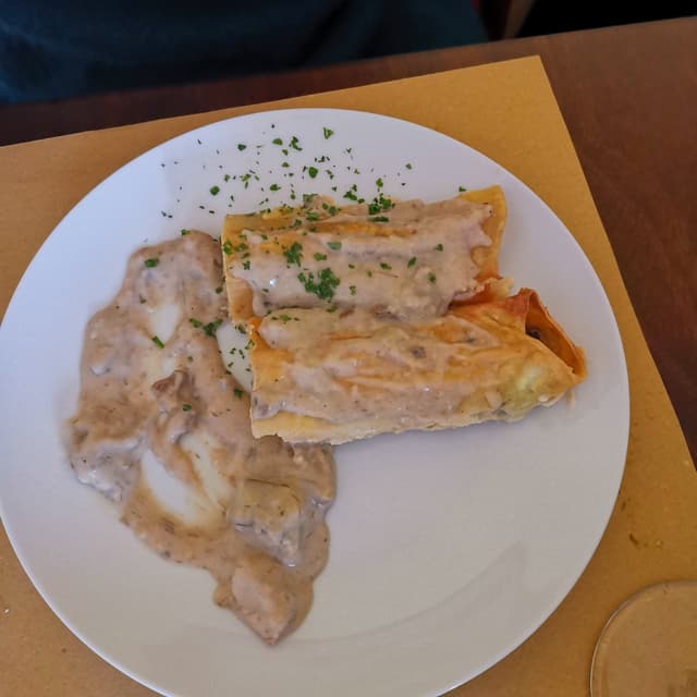 Photo of the dish “Crespelle di ceci con funghi”