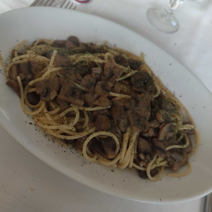 photo of Ristorante La Grigliata spaghetti ai funghi shared by @massimomanni on  13 Dec 2021 - review