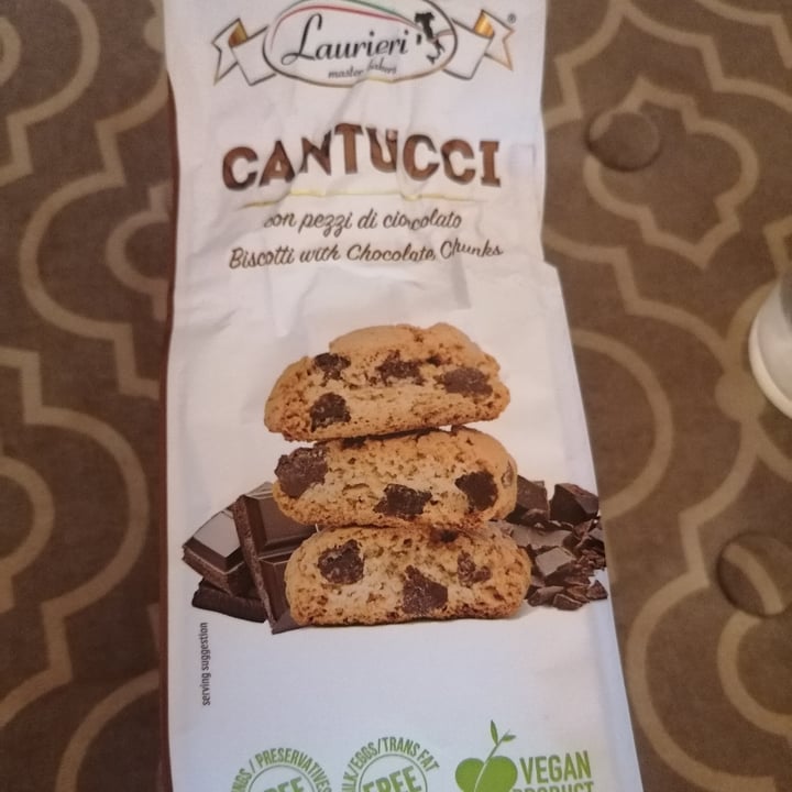 review photo of Laurieri Cantucci con pezzi di cioccolato shared by @saras86 on 24 Jun 2022 - review