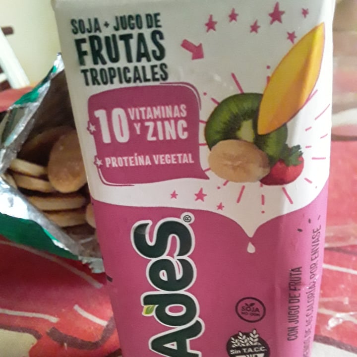 review photo of Ades Leche de Soja sabor Frutas Tropicales shared by @mattecocido on 21 Dec 2021 - review