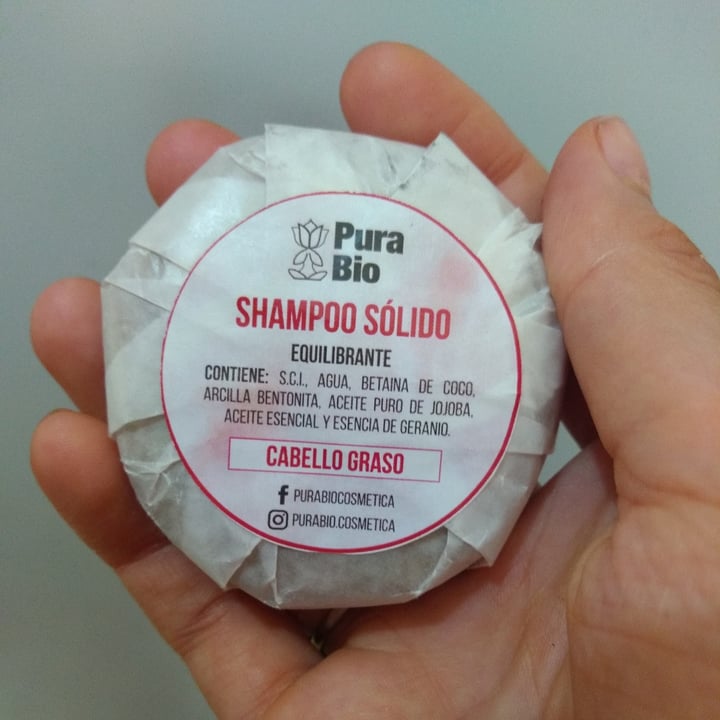 review photo of PuraBio cosmetica Shampoo Solido shared by @valengr on 21 Dec 2020 - review