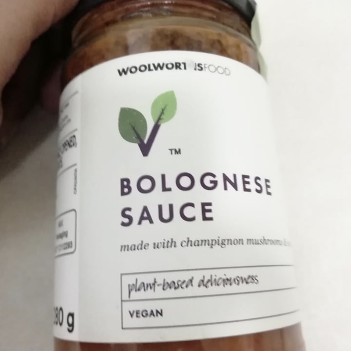 photo of Woolworths Food Bolognaise sauce shared by @vnm11 on  12 Apr 2022 - review