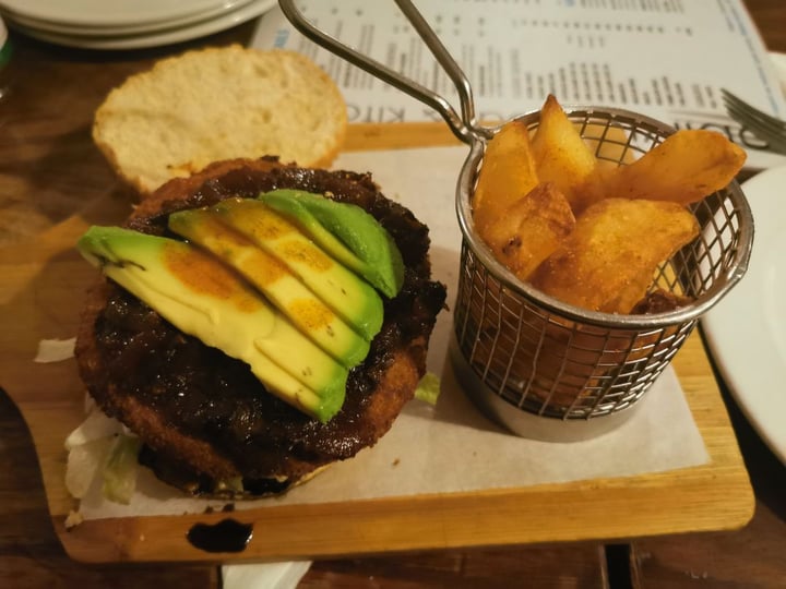photo of Oblivion Bar & Kitchen Vegan Burger shared by @veganpower001 on  12 Mar 2020 - review