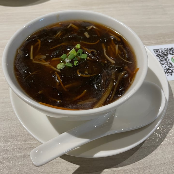 photo of iVegan Hot and sour soup shared by @opheeeliaaa on  02 May 2022 - review
