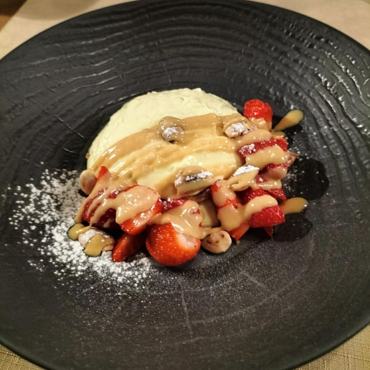 review photo of Il Papeoto tartelletta alle mandorle con crema chantilly shared by @lagio on 24 Aug 2022 - review