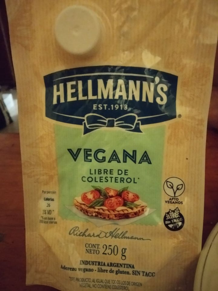 photo of Hellmann’s Hellman’s Vegan Mayonnaise shared by @lerntuflai on  03 Jan 2020 - review