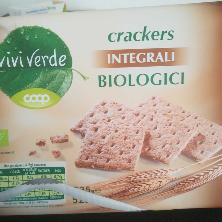 photo of Vivi Verde Coop Crackers integrali biologici shared by @simoveg on  07 Apr 2021 - review