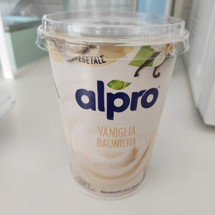 review photo of Alpro Vaniglia Baunilha Yogurt shared by @barza on 22 Mar 2022 - review