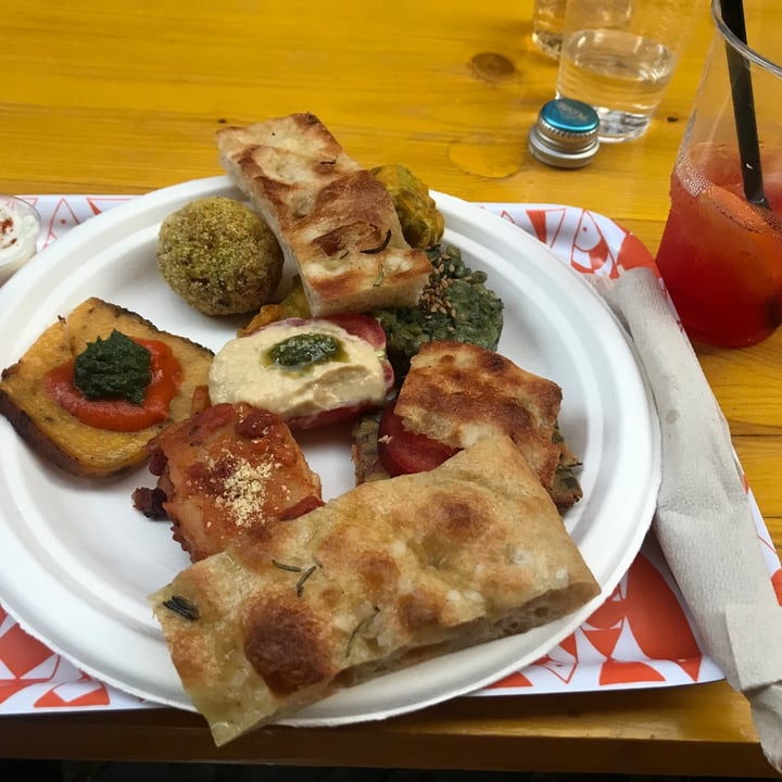 photo of Col Cavolo - Vegan Bistrot Aperitivo shared by @biancap90 on  10 Jul 2021 - review