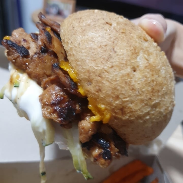 photo of The Rebel Company Cafe & Bar Beef Short Ribs Burger shared by @yiersansiwu on  24 Jul 2022 - review