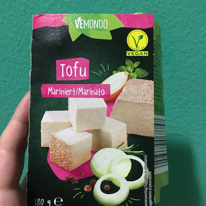 photo of Vemondo Soy Sauce Marinated Tofu shared by @mariveg on  02 Dec 2021 - review