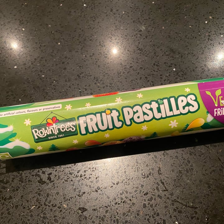 photo of Rowntree's Fruit Pastilles shared by @manoshapiro on  11 Mar 2022 - review