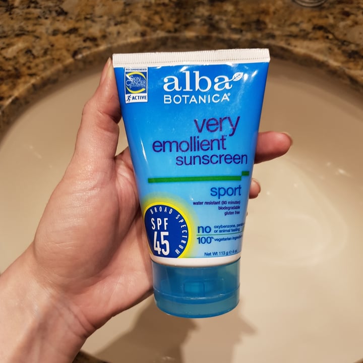 photo of Alba Botanica Sport Sunscreen SPF 45 shared by @brendagzz on  16 May 2020 - review
