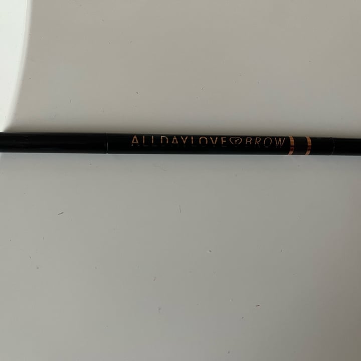 photo of Clio Makeup Alldaylove Brow - classic brown shared by @elisewin986 on  09 Oct 2022 - review