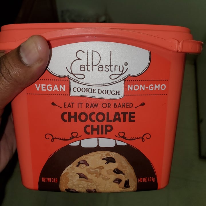 photo of EatPastry Chocolate chip cookie dough shared by @yomib on  21 Jan 2021 - review