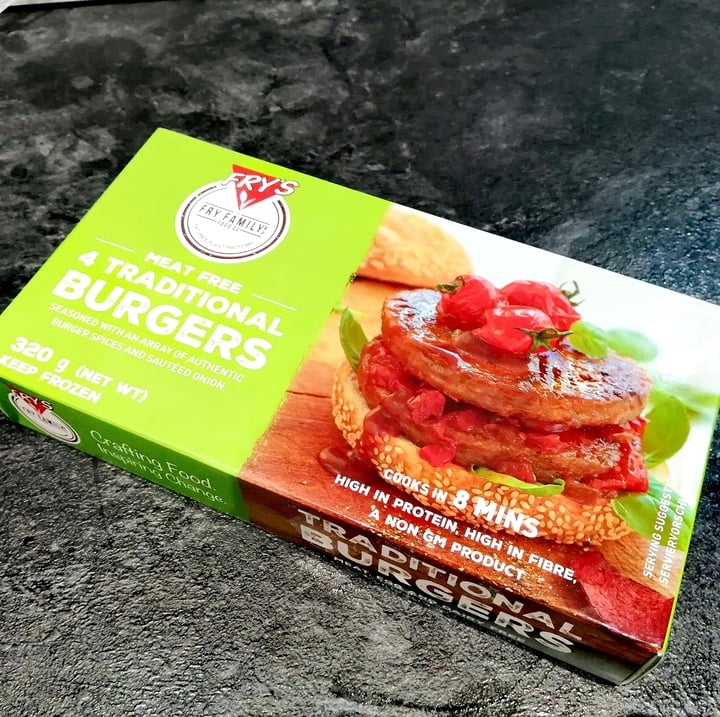 photo of Fry's Family Food Meat Free Traditional Burgers shared by @danielgl on  18 Feb 2021 - review