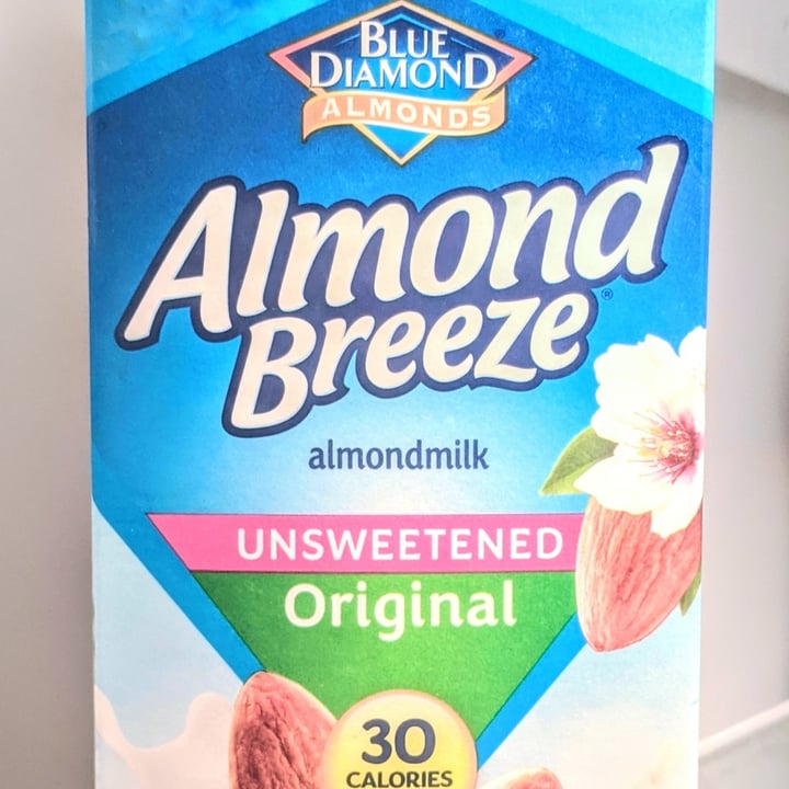 photo of Blue Diamond Unsweetened Almond Milk Original shared by @skatmandu7 on  30 Apr 2020 - review