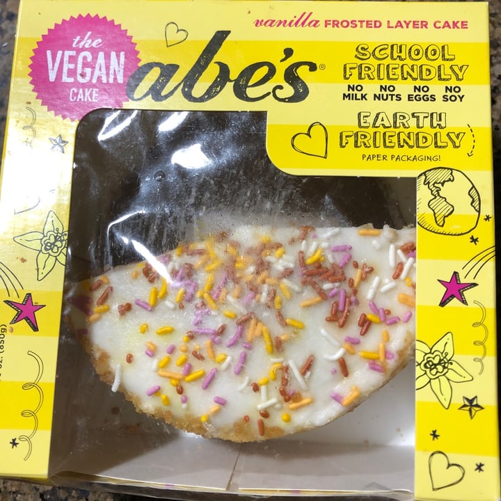 photo of Abe's Vegan Muffins Vanilla Frosted Layer Cake shared by @karenasp on  17 Apr 2021 - review