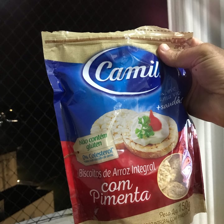 photo of Camil Biscoito de arroz integral com pimenta shared by @cecel on  22 Apr 2022 - review