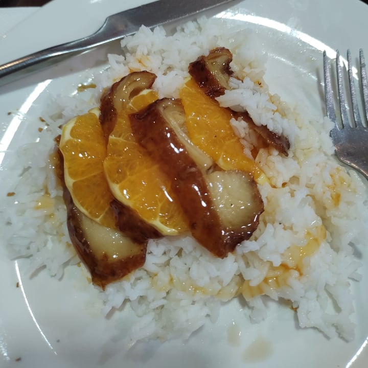 photo of Restaurant Pato Beikin Pato vegano a la naranja shared by @boymcfancy on  18 Oct 2021 - review