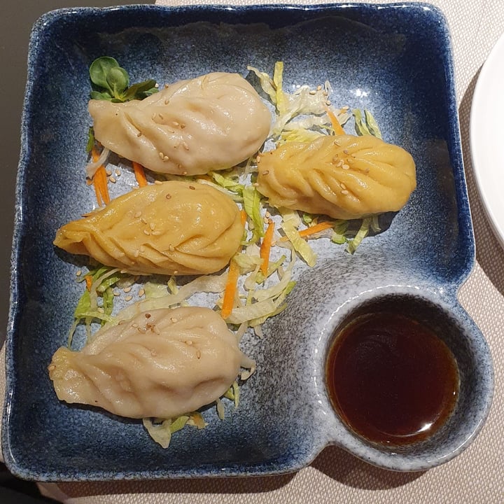 review photo of Wei Sushi (Menù alla Carta) Veggie Gyoza shared by @camaleonte on 14 Mar 2022 - review