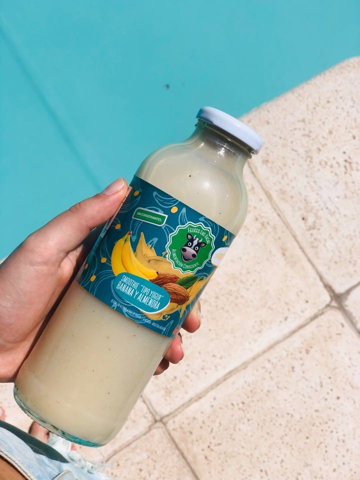 review photo of Felices Las Vacas Smoothie de Bananas y Almendras shared by @martu-m on 16 Jan 2020 - review
