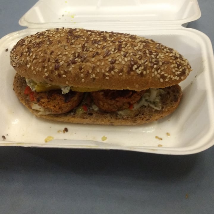 photo of Estilo Veggie Sandwich Nuevo Chori shared by @garbanz0 on  07 Nov 2020 - review