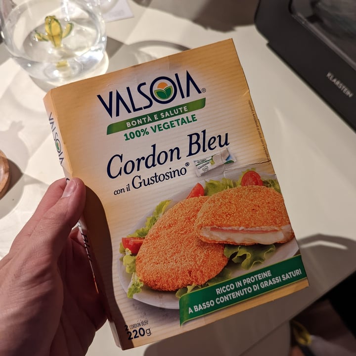 photo of Valsoia Cordon Bleu con il Gustosino shared by @duud on  23 Mar 2022 - review