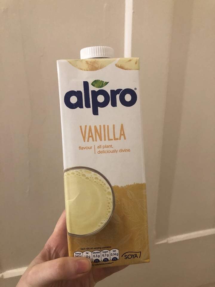 photo of Alpro Vanilla Soy Milk shared by @minimallucy on  09 Jan 2020 - review